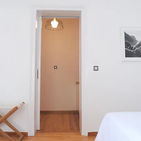 Athens Residence Apartments *