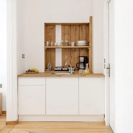 Athens Residence Apartments *
